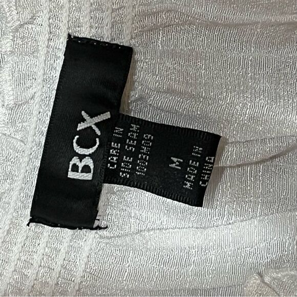 BCX Cream Smocked Tie Front Ruffled Blouse size M - Picture 6 of 12